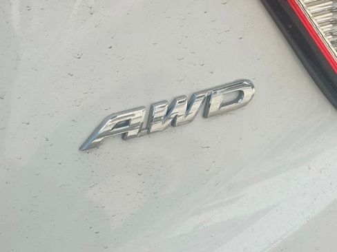Used 2021 Honda HR-V EX-L image 4