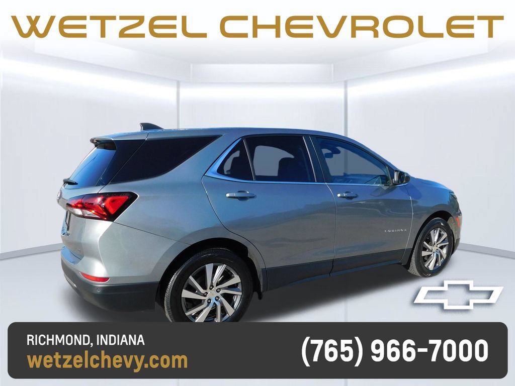 Certified 2023 Chevrolet Equinox LT FWD image 3