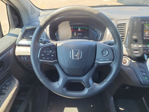 Used 2019 Honda Odyssey EX image 12