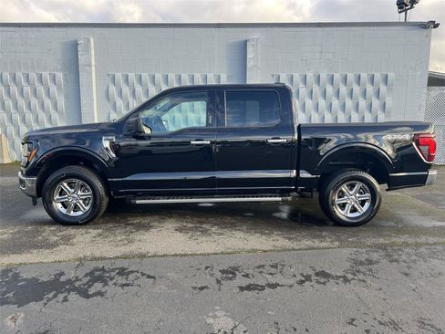 Used 2024 Ford F150 XLT image 4
