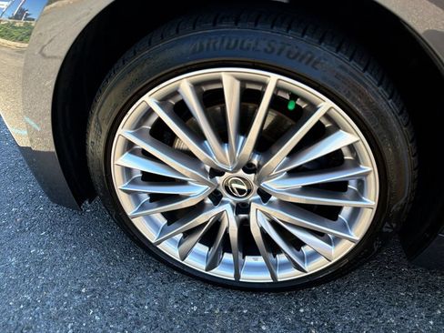 Used 2023 Lexus IS 300 AWD w/ Premium Package image 16
