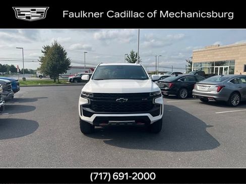Used 2023 Chevrolet Suburban Z71 w/ Luxury Package AWD/4WD image 13