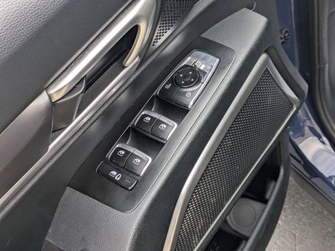 Used 2025 Kia Telluride S FWD image 13