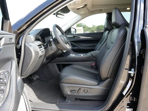 New 2027 INFINITI QX60 Luxe w/ Cargo Package FWD image 17