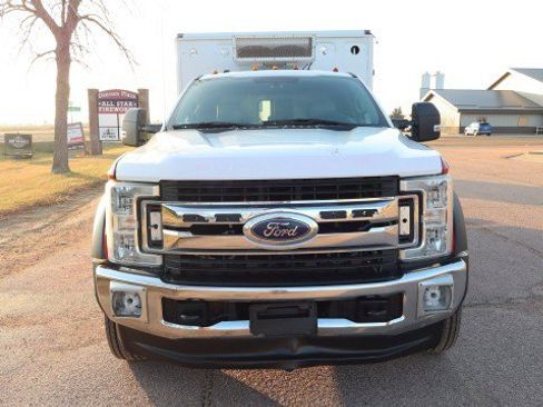 Used 2017 Ford F550 4x4 SuperCab Super Duty image 7