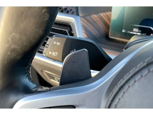 Used 2024 BMW X7 xDrive40i w/ M Sport Package image 37