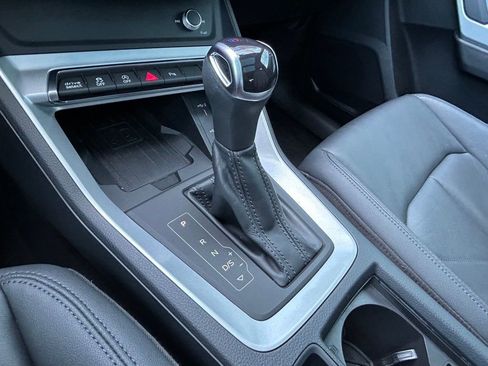 Used 2022 Audi Q3 2.0T Premium Plus image 25