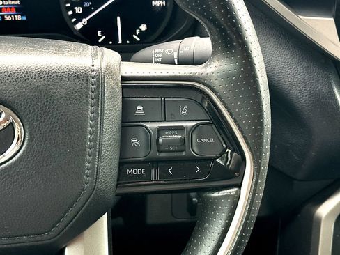 Used 2022 Toyota Tundra SR5 AWD/4WD image 18