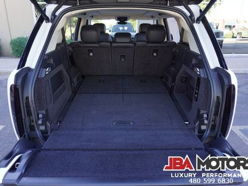 Used 2023 Land Rover Range Rover Long Wheelbase SE image 97