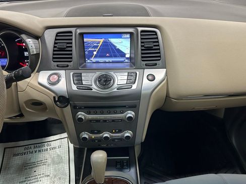 Used 2014 Nissan Murano LE w/ Platinum Edition Package image 25