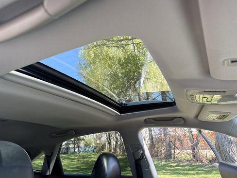 Used 2011 Lexus RX 350 AWD w/ Premium Pkg image 25