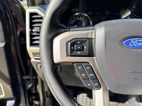 Used 2018 Ford F150 Lariat AWD/4WD image 24