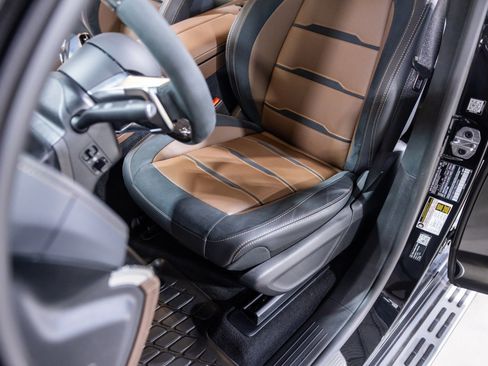 Used 2026 Mercedes-Benz GLS 63 AMG 4MATIC image 42