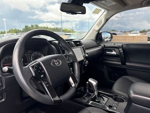 Used 2022 Toyota 4Runner TRD Off-Road Premium w/ Moonroof Package AWD/4WD image 13