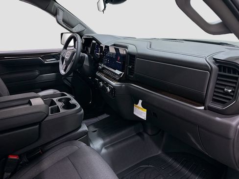 New 2026 GMC Sierra 1500 SLE image 30