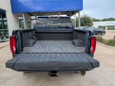 Used 2022 GMC Sierra 2500 Denali w/ Denali Ultimate Package AWD/4WD image 30