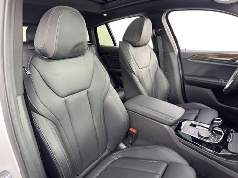 Used 2023 BMW X4 xDrive30i w/ Premium Package image 41