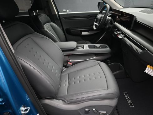 New 2026 Kia EV9 Wind AWD/4WD image 40