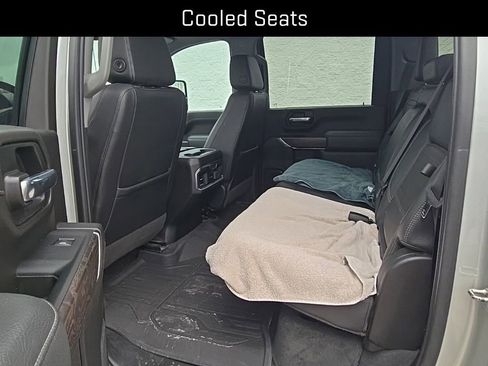 Used 2023 GMC Sierra 2500 Denali image 11