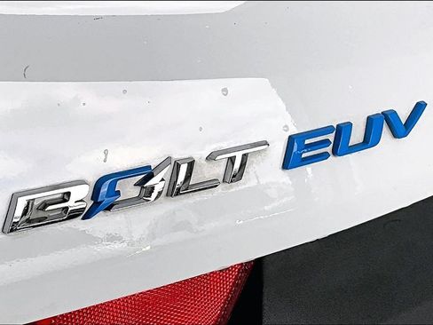 Used 2023 Chevrolet Bolt EUV LT w/ Driver Confidence Package FWD image 42