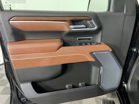 Used 2025 GMC Sierra 1500 Denali Ultimate image 27
