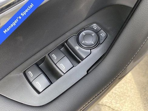 New 2025 Chevrolet Blazer LT w/ Midnight/Sport Edition image 19