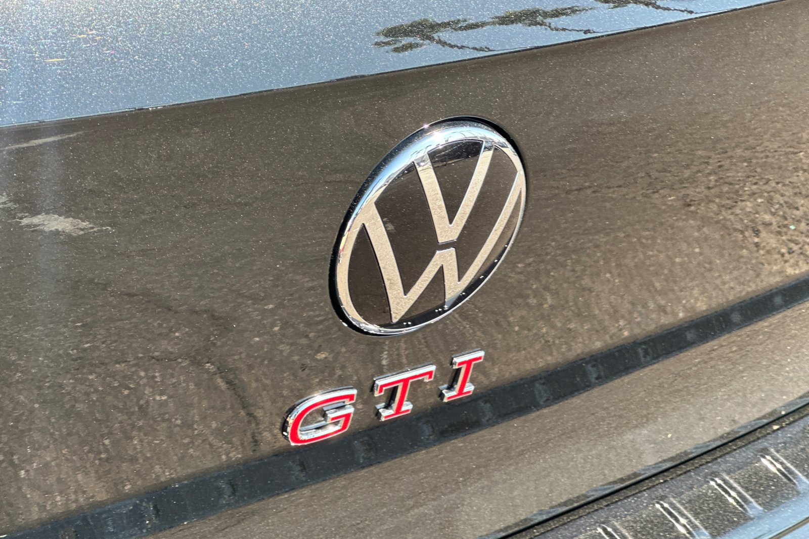 New 2026 Volkswagen GTI SE FWD image 7