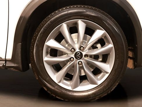 Used 2021 INFINITI QX50 Luxe w/ Accent Package FWD image 37