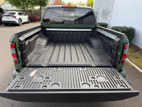New 2026 Nissan Frontier PRO-4X w/ Pro-4x Convenience Package image 9