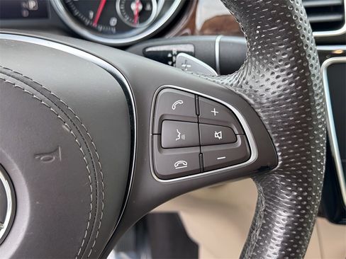 Used 2019 Mercedes-Benz GLS 450 4MATIC image 16