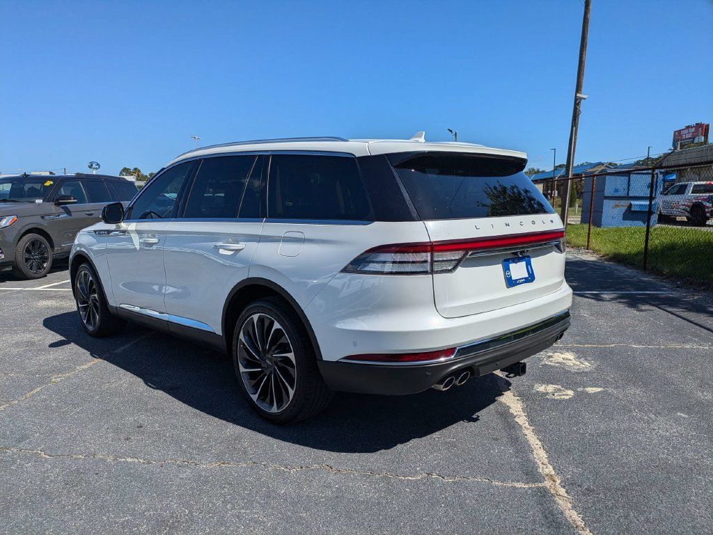 Used 2021 Lincoln Aviator Reserve w/ Equipment Group 201A AWD/4WD image 6