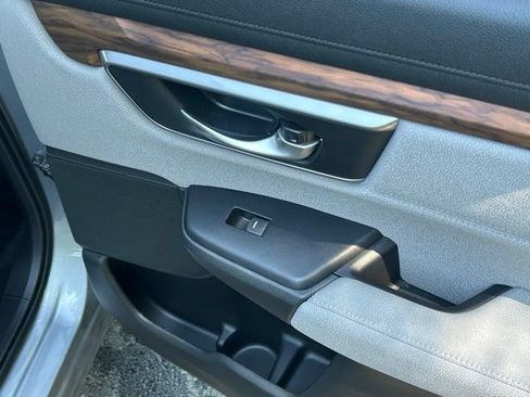 Used 2019 Honda CR-V EX image 42