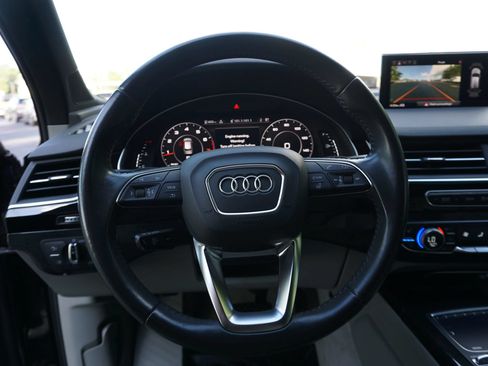 Used 2017 Audi Q7 3.0T Prestige w/ Prestige Package AWD/4WD image 34