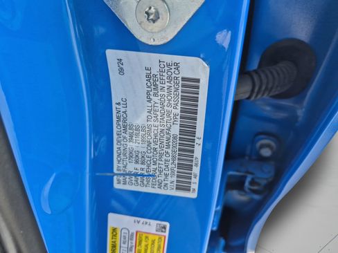 Used 2025 Honda Civic Sport image 29