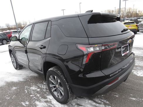 New 2026 Chevrolet Equinox LT w/ Convenience Package II image 6