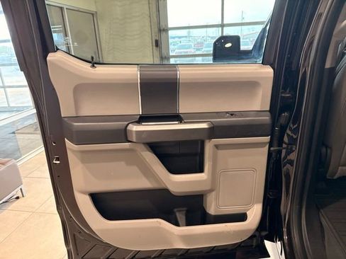 Used 2018 Ford F150 XLT image 13