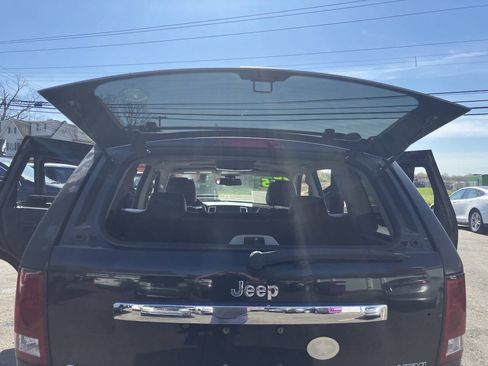 Used 2008 Jeep Grand Cherokee Overland AWD/4WD image 35