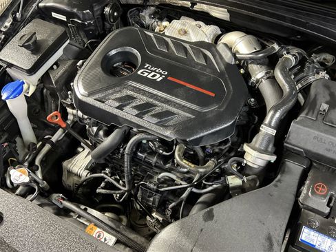 Used 2018 Kia Optima SX image 26