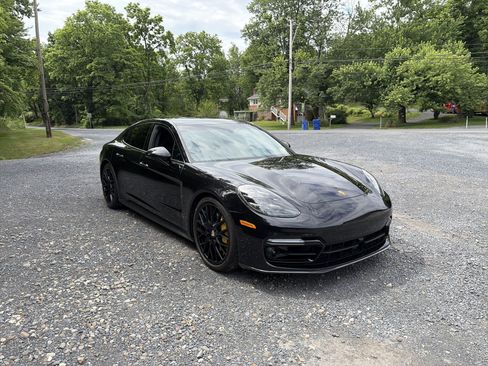 Used 2022 Porsche Panamera Turbo S AWD/4WD image 3