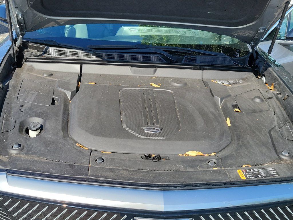 Used 2024 Cadillac Lyriq Tech RWD image 40