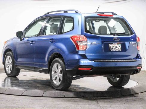 Used 2015 Subaru Forester 2.5i w/ Alloy Wheel Package AWD/4WD image 2