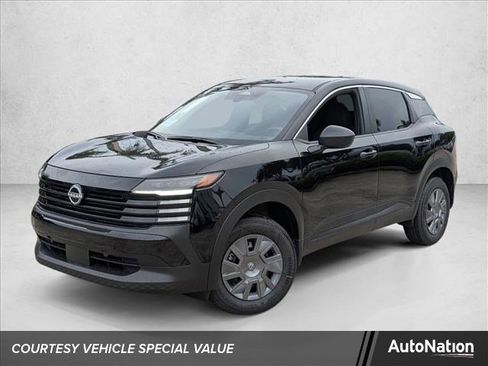 New 2025 Nissan Kicks S image 1