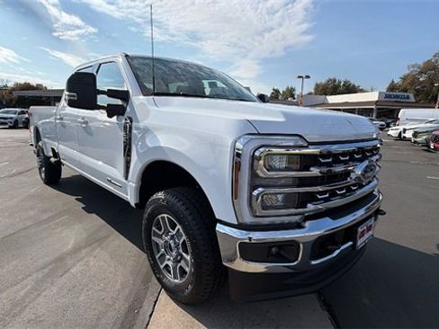 New 2026 Ford F350 Lariat w/ FX4 Off-Road Package image 2
