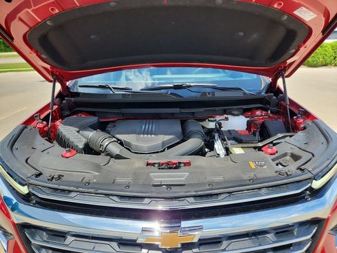 New 2026 Chevrolet Traverse LT w/ Driver Confidence Package AWD/4WD image 25