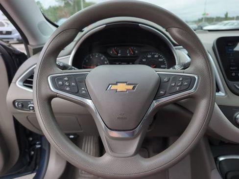 Used 2022 Chevrolet Malibu LT image 20