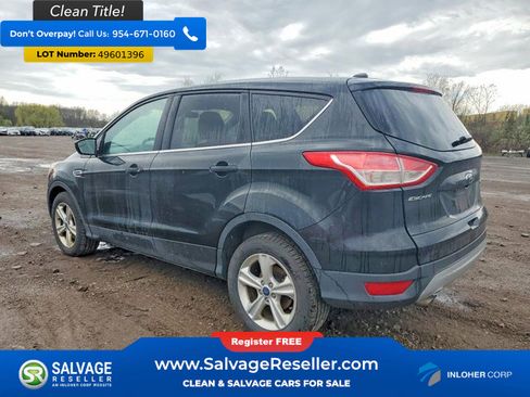 Used 2015 Ford Escape SE image 3