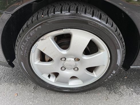Used 2002 Ford Focus ZTS FWD image 26