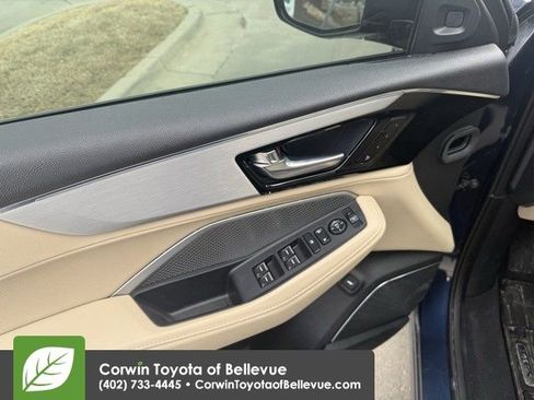 Used 2025 Acura MDX SH-AWD image 29