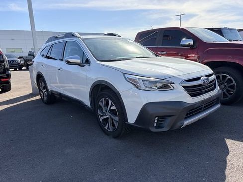 Used 2020 Subaru Outback Touring XT AWD/4WD image 3