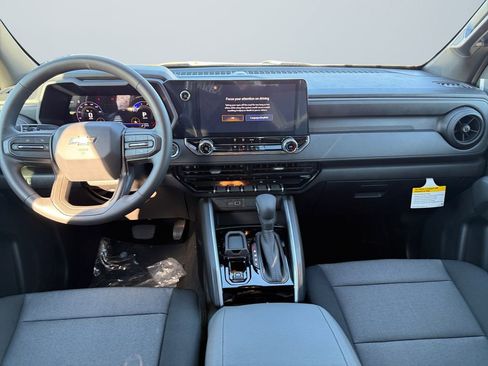 New 2026 Chevrolet Colorado W/T image 10